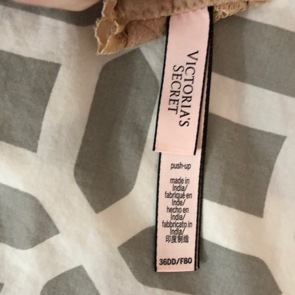 Push-up bra - Picture 3 of 3